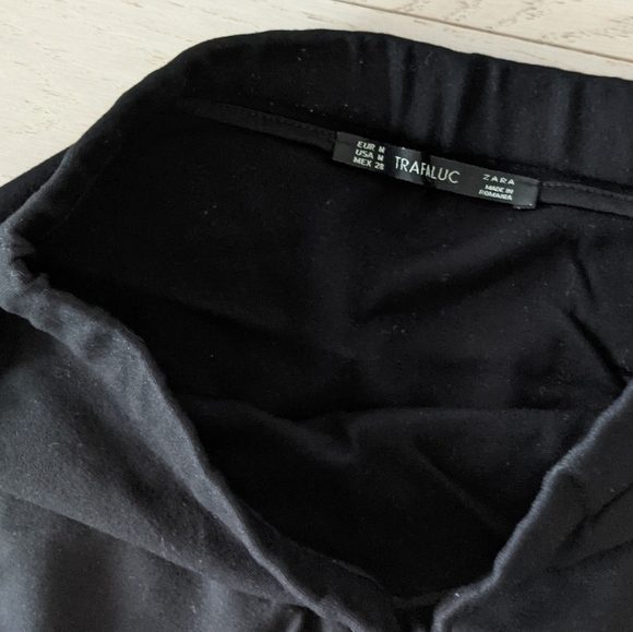 Zara black midi skirt - Picture 3 of 5